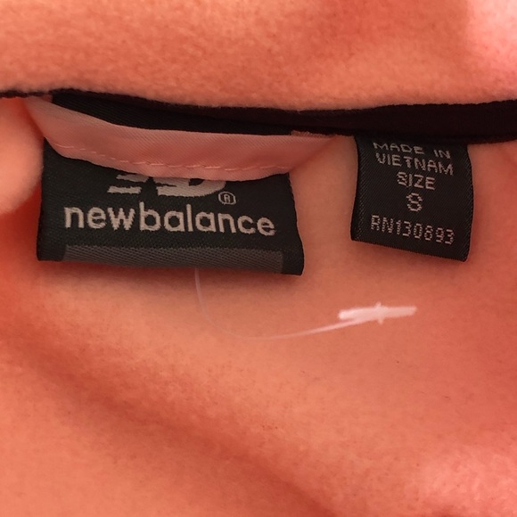 New Balance Women's Active Athletic Performance Zip Up Jacket Size S New NWT - Picture 11 of 16